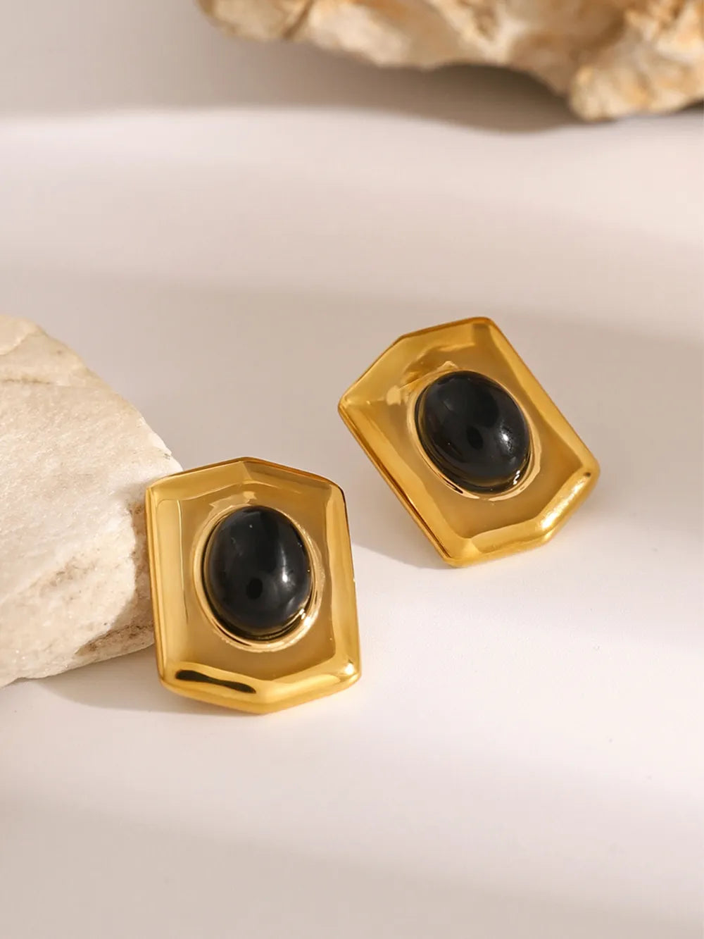 ✨ Black Agate Earrings – Elegant & Protective Studs 💎