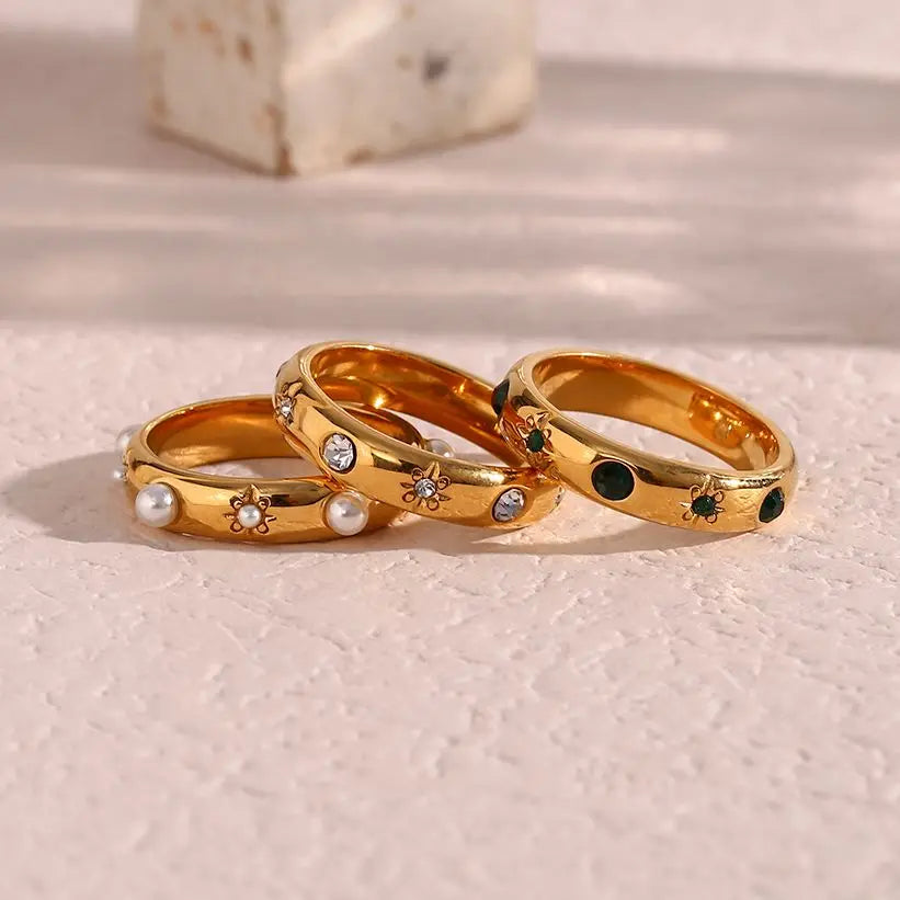 💚 18K Gold-Plated Green Zircon & Pearl Ring – Women’s Jewelry