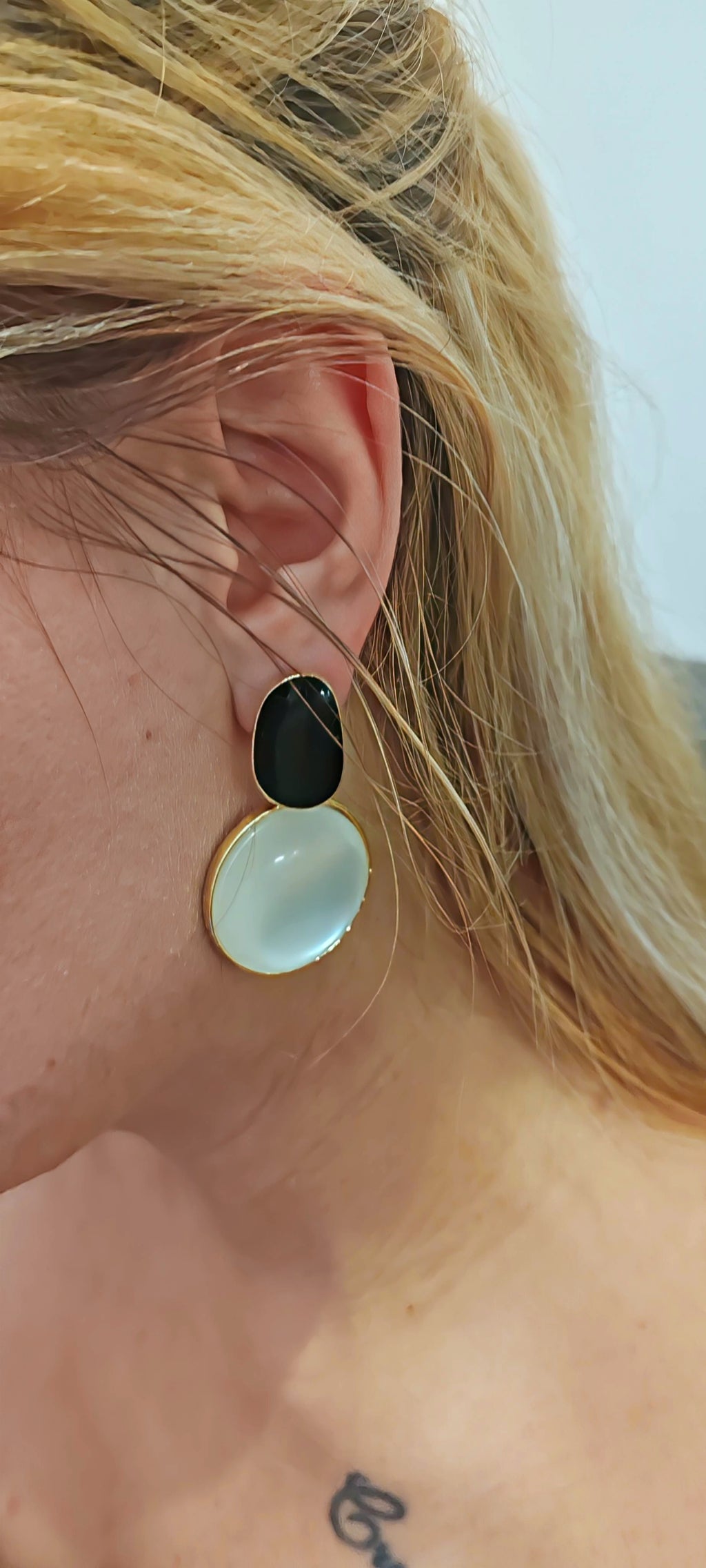 Black & White Statement Earrings – Modern Gold-Plated Design