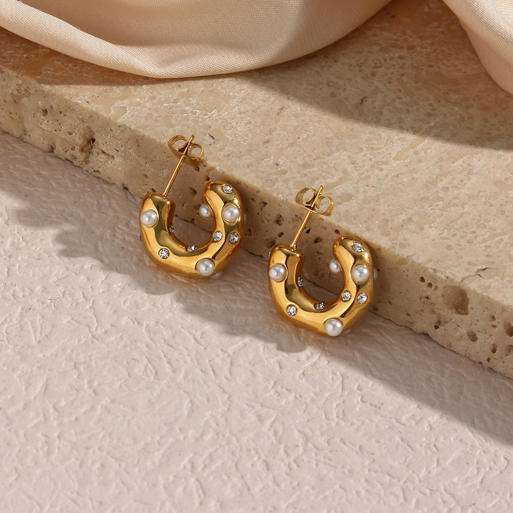 ✨ Chunky Gold-Plated Earrings – Irregular Pearl & Zircon 💎