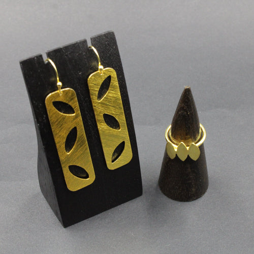 Set AUTUMN Pendientes y Anillo bañados en oro - Diseño con carácter-0