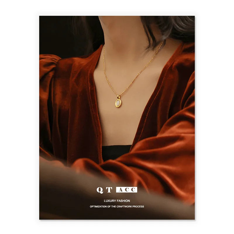 ✨ Gold-Plated Necklace – Tiger Eye & Pearl 💖