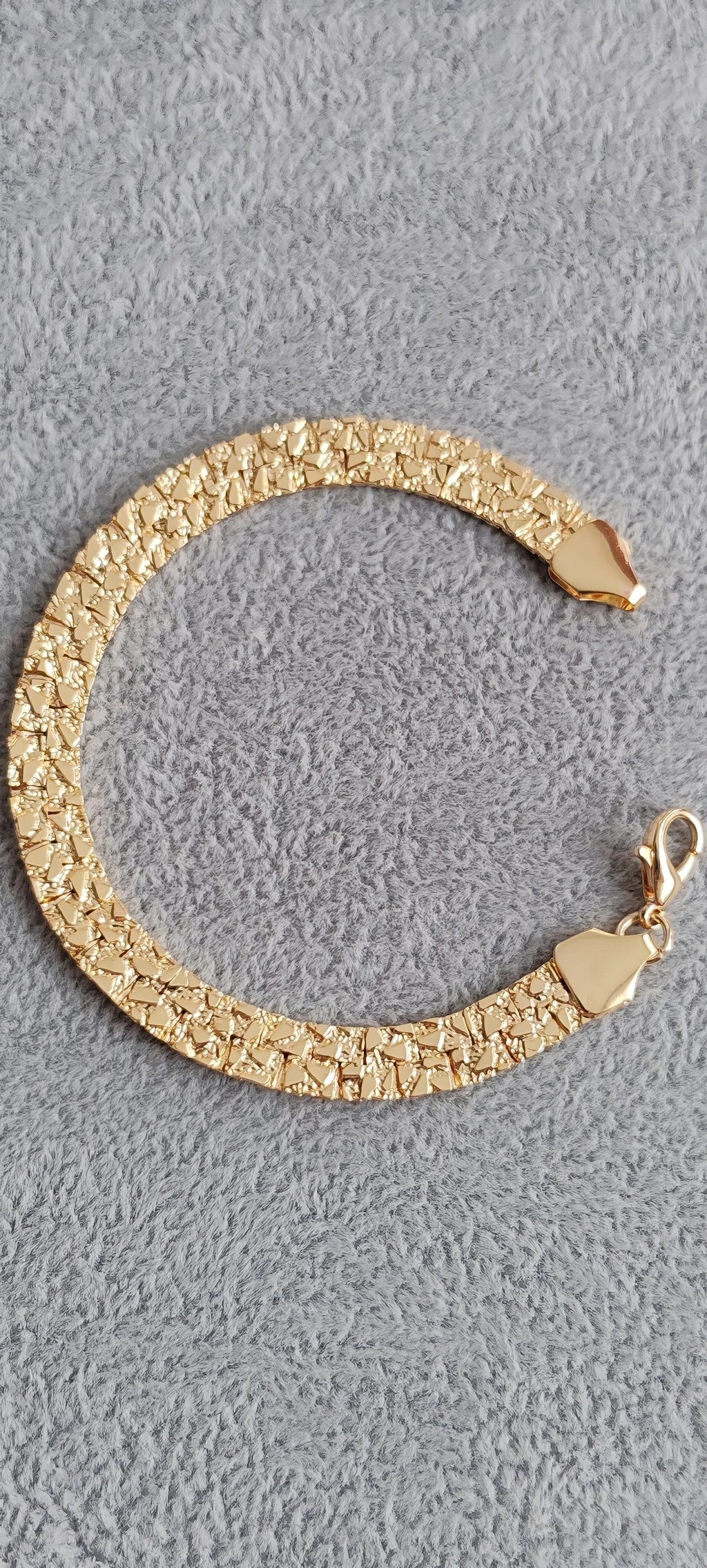 ✨ 14K Gold-Plated Premium Bracelet – Elegant & Timeless ✨