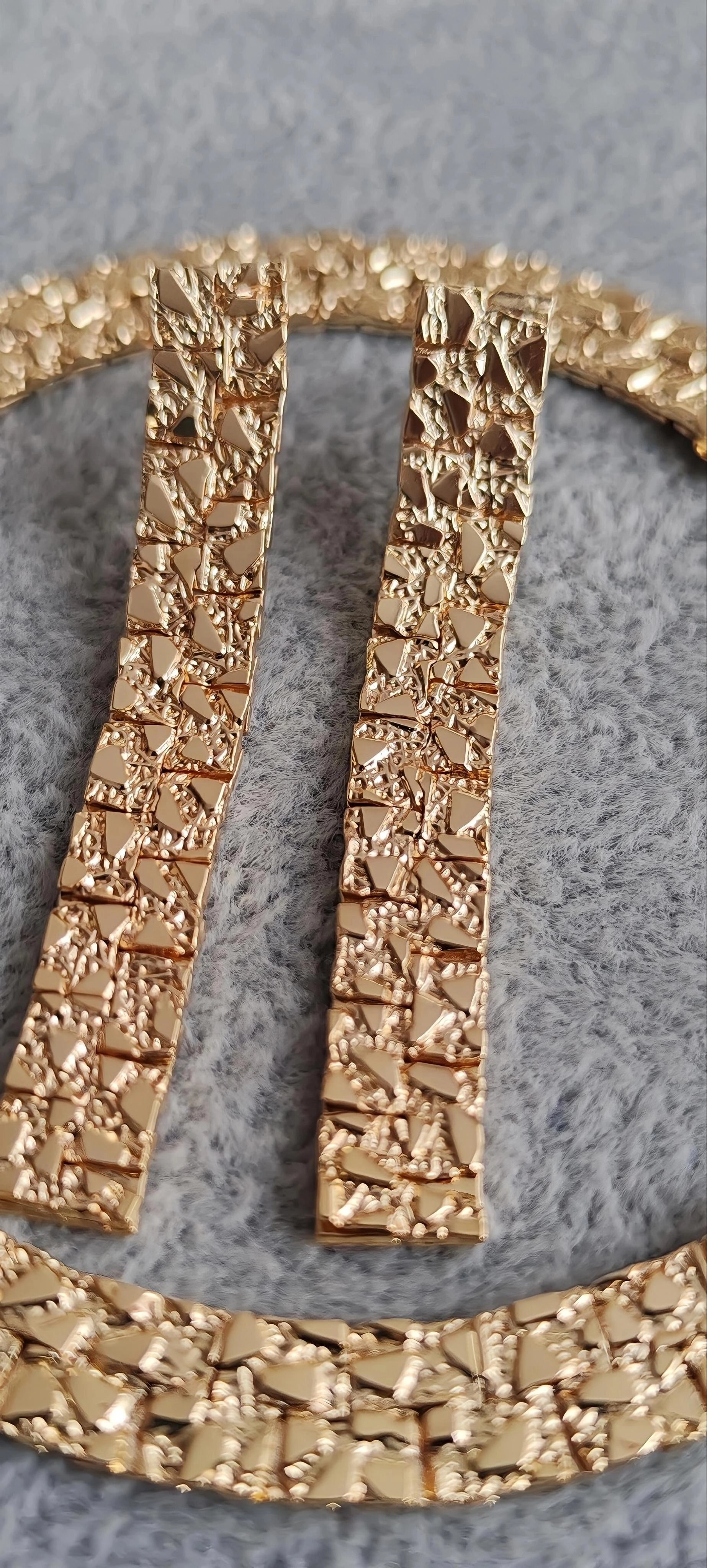 ✨ 14K Gold-Plated Textured Earrings – Elegant Statement Style ✨