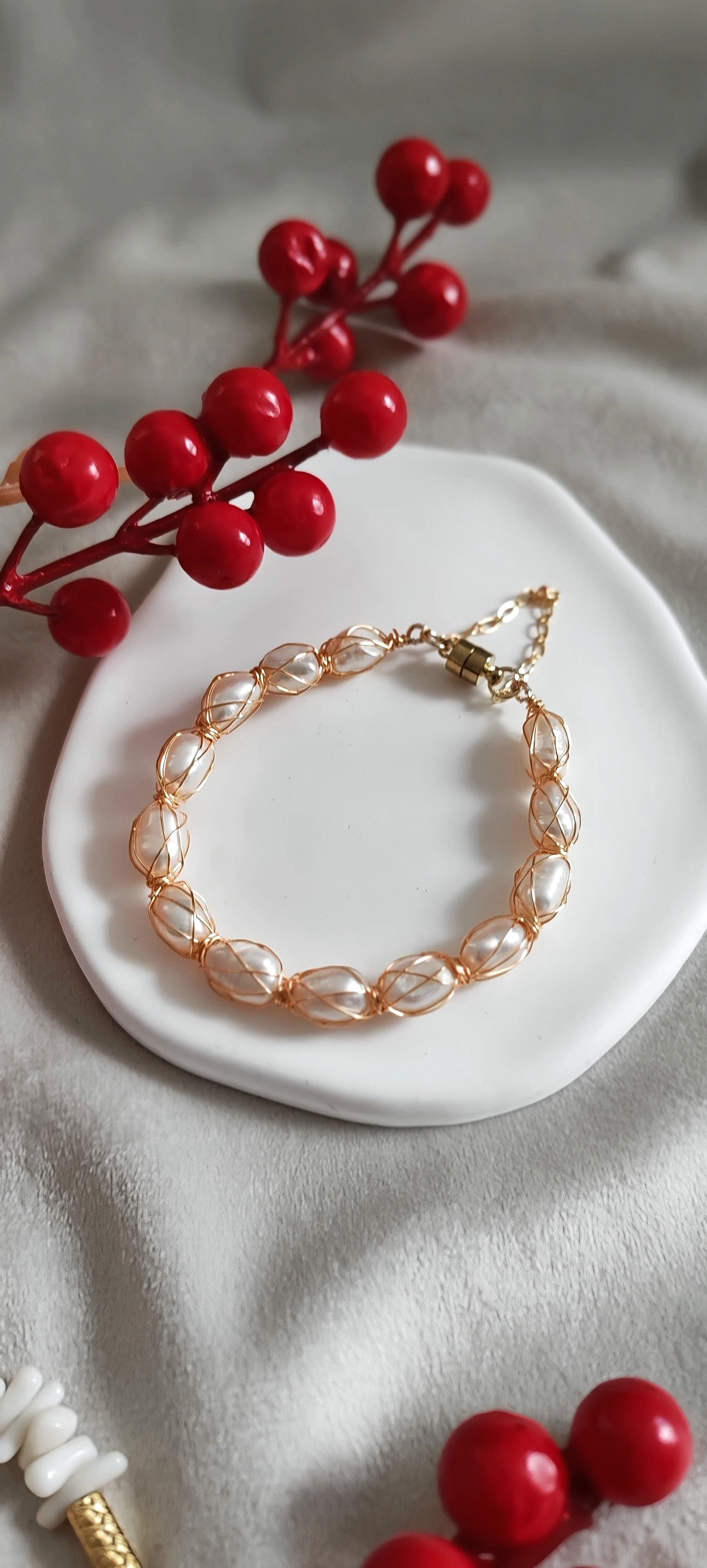 Gold-Plated Pearl Bracelet – Handmade Elegant Jewelry