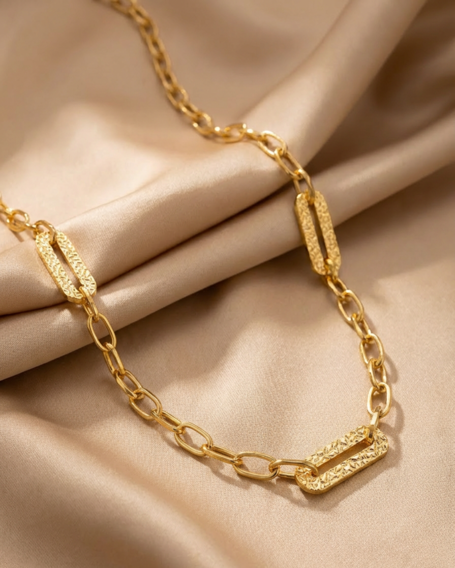 Elegant Statement Chain Necklace