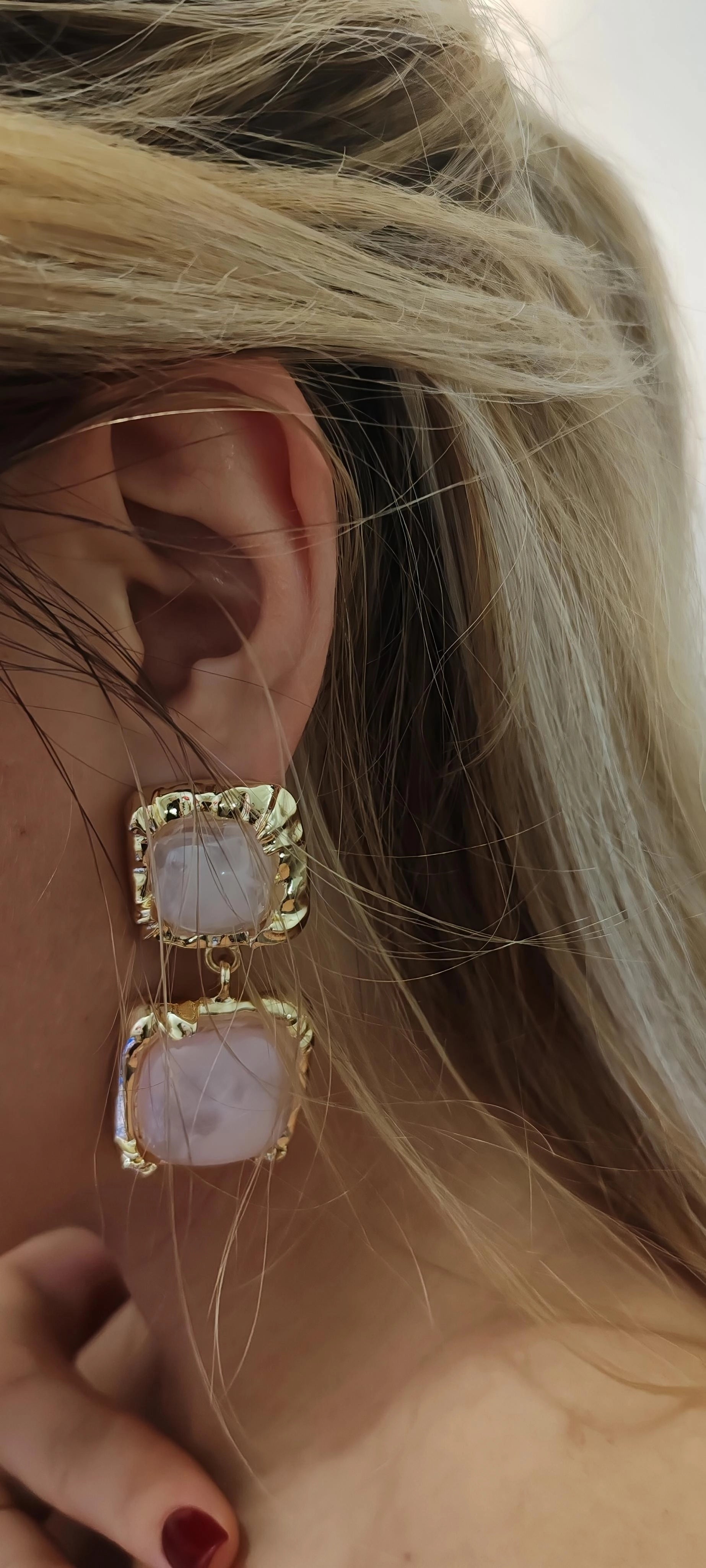 ✨ 14K Gold-Plated Pearl-Effect Earrings – Timeless Luxury ✨