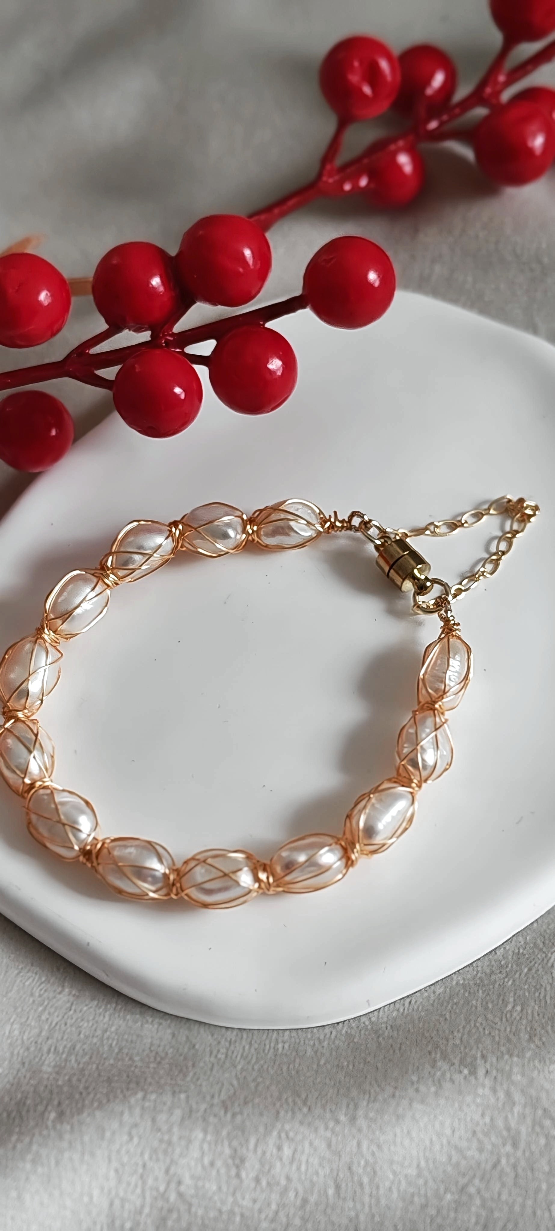 Gold-Plated Pearl Bracelet – Handmade Elegant Jewelry